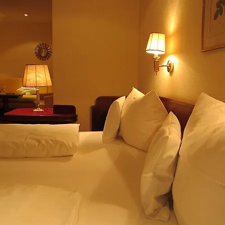 Hotel Romantik Zur Sonne 3*